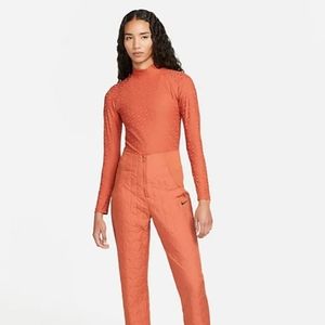 NWT Women's Nike Logo Print Mock-neck long Sleeve Top In Terracota. Size M